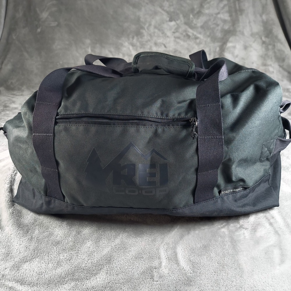 REI Roadtripper Duffel Bag Black 40L  Camping Packing Travel Logo Outdoor Pack